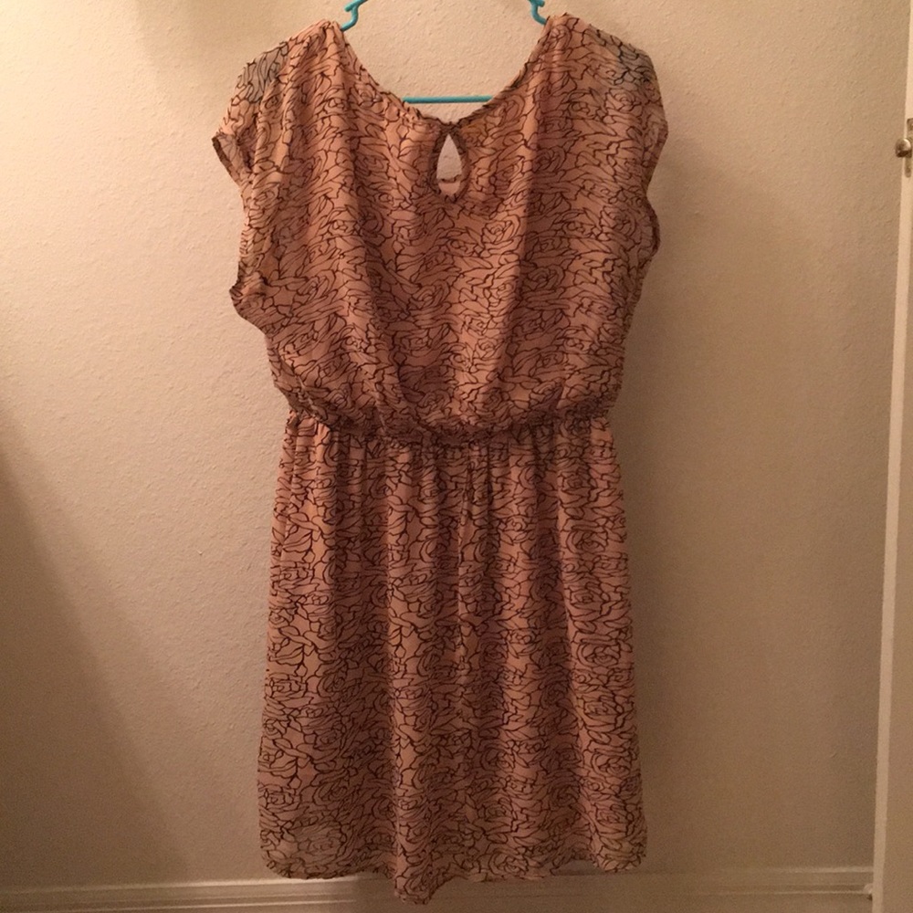Dress - Picture 2 of 2